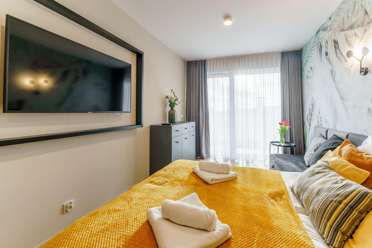 Perlowa Przystan Rent - Classic Gold & Silver Apartment Колобжег Екстериор снимка