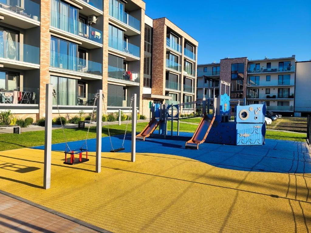 Perlowa Przystan Rent - Classic Gold & Silver Apartment Колобжег Екстериор снимка
